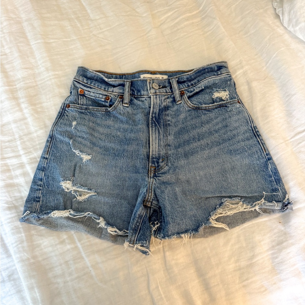 Abercrombie & Fitch Distressed Mom Denim Shorts, high rise, size 25/0